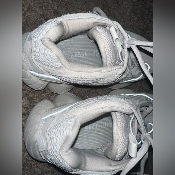 Yeezy 500 - Picture 4 of 7